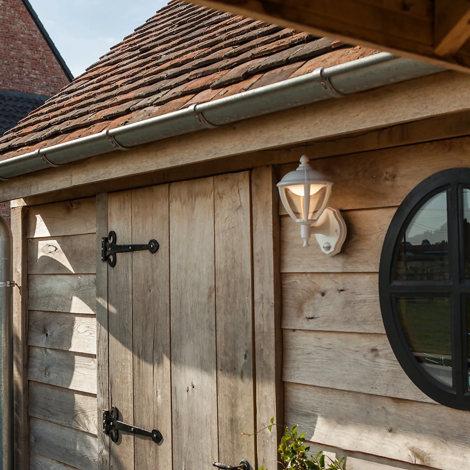 Lutec Unite LED PIR Outdoor Wall Light - White 5 Lutec Unite LED PIR Outdoor Wall Light - White - Image 3