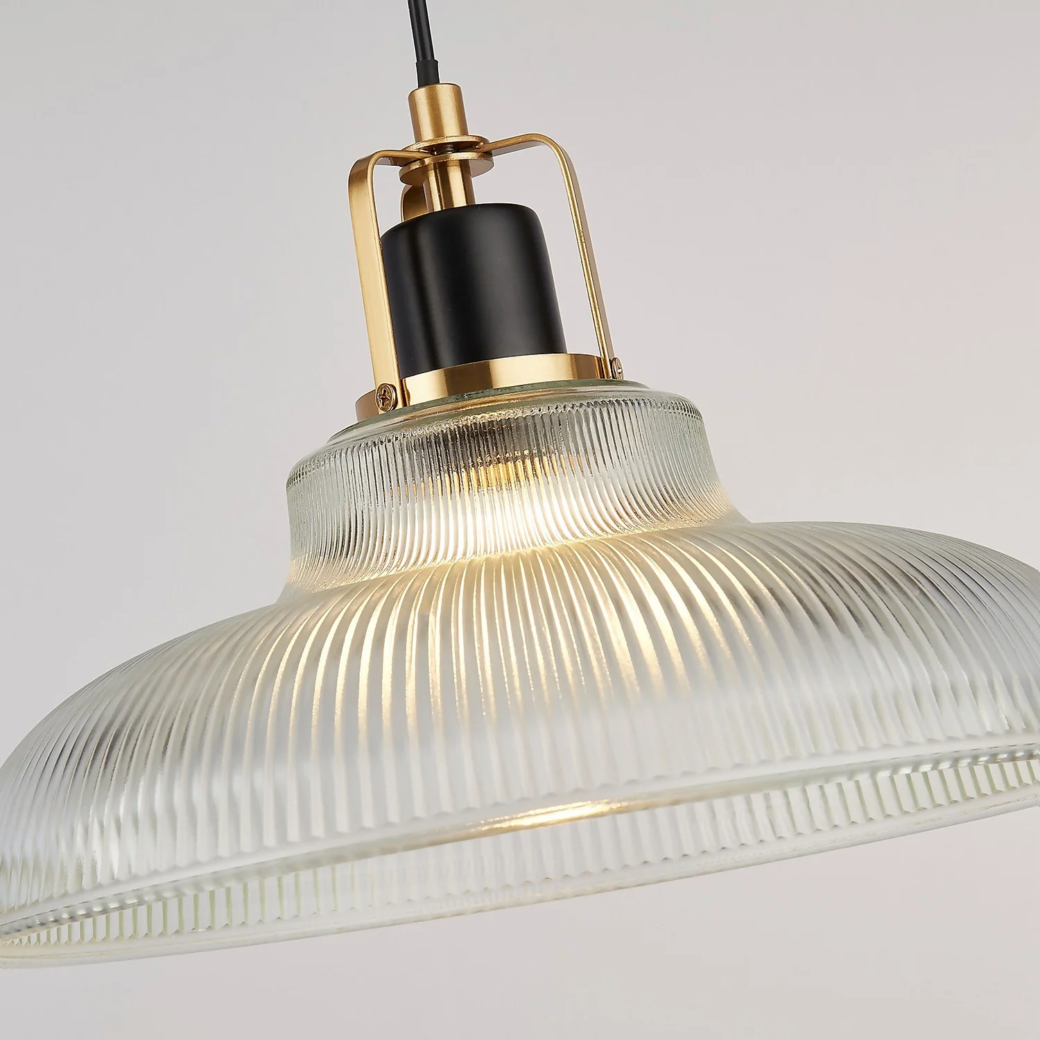 Glossop Ceiling Pendant Light - Glass Shade 6 Glossop Ceiling Pendant Light - Glass Shade - Image 4
